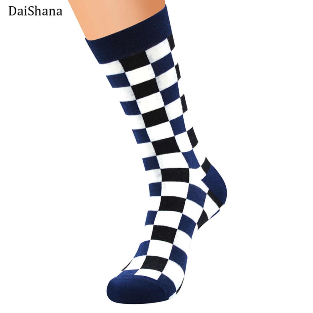 Harajuku-Street-Fashion-Trendly-Women-Socks-Black-and-White-Squares-Pattern-Socks-Men-Novelty-Skateboard-Funny-3