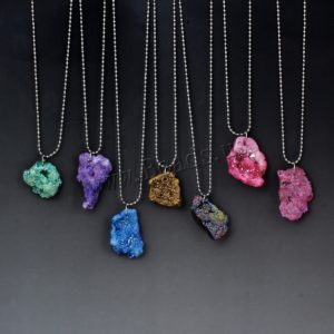 Rough Natural Stone Multi Color Classic Style Pendant Necklace Irregular Lava Crystal Quartz Women Necklace Created